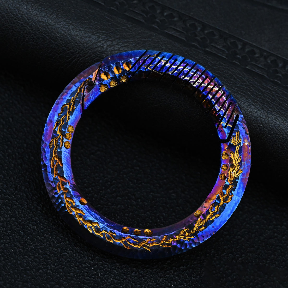 Star Sky Limited Edition Titanium Alloy Key Chain Multi-Function Car lightning Men's Pendant Key Chain EDC