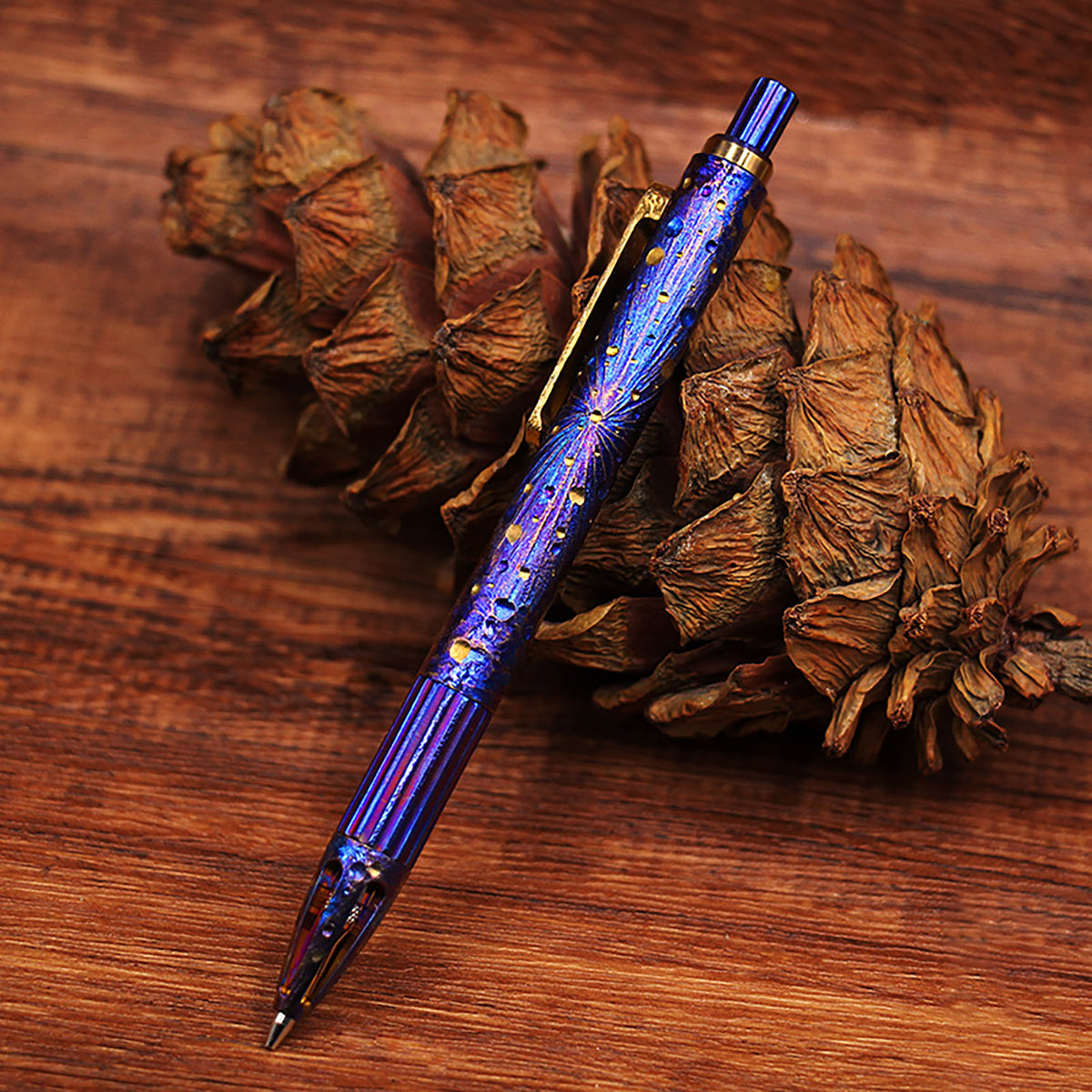 HCYEDC Star Sky Hand Carving Titanium alloy Automatic Pencil Signature PenTactical Bolt Action Pen refill Writing Gun-bolt Pen Multifunctional Tactical Pen EDC