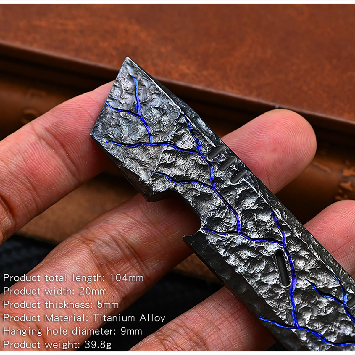Hand Carving Titanium Rock Texture Alloy Multi-Function Screwdriver Crowbar Bottle Opener Outdoor Crowbar EDC