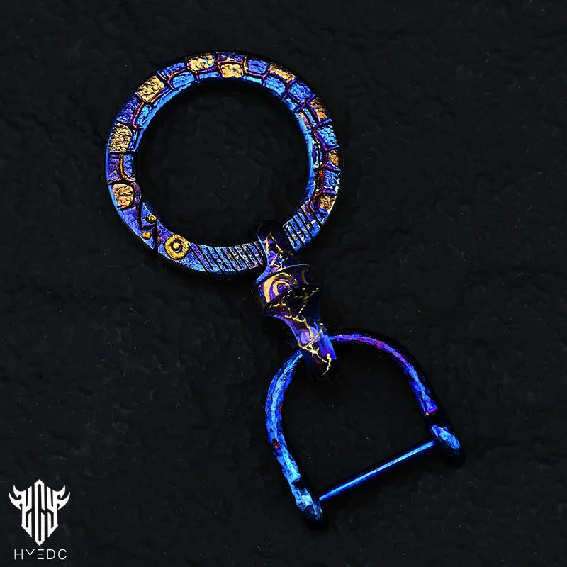 Hand CarvingTitanium Alloy Ring Anti-Lost360 Degree Rotating Key Chain Universal Joint Accessories Car Key Circle Waist