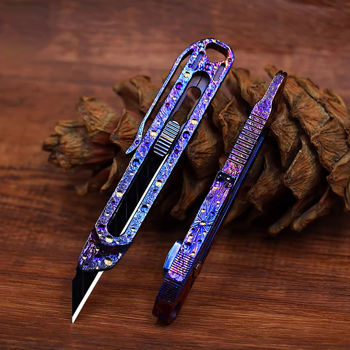 Star Sky Titanium Multifunctional Alloy Push Knife Multifunctional Pocket Cutter Paper Knife can Replace Blade Art Knife Wallpap