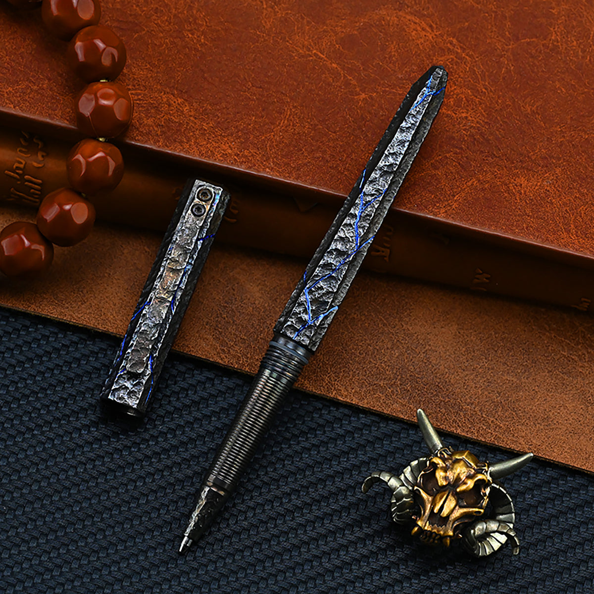 HCYEDC Limited Edition Titanium Alloy Tactical Pen Hand Carved Stone Grain Metal Signature Neutral EDC Split Rock Pen Pen Body Using Design for Writing Tactical Defense Emergency Defense Escape