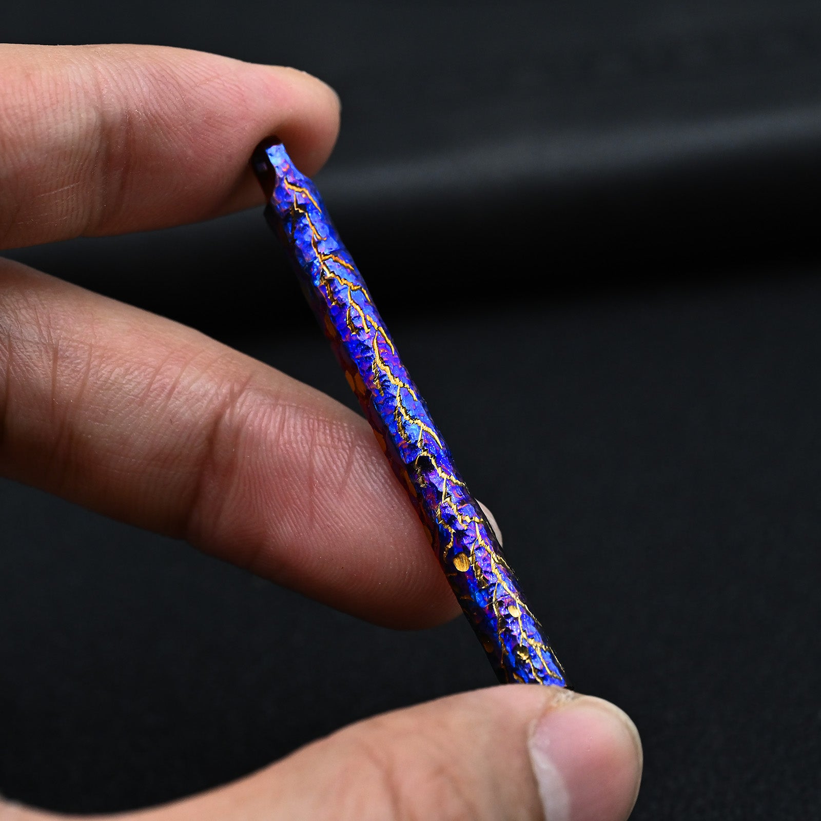 Hand carved Portable Titanium ToothpicksToothpicks Keychain with Metal Toothpick Holder for Outdoor Picnic Camping Accessorie