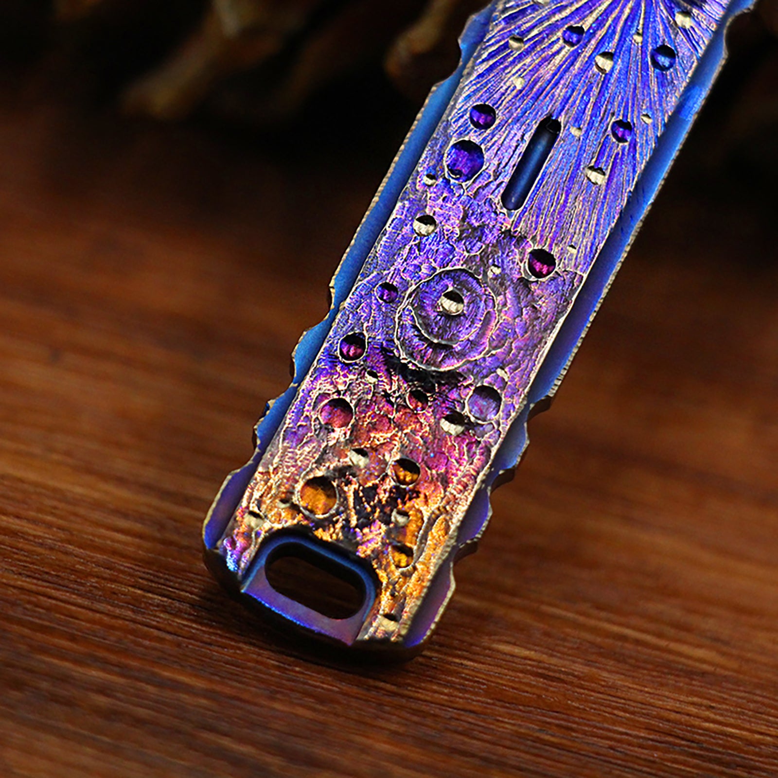 Hand Carving Starry Sky Titanium AlloyCrowbar Outdoor Multi Functional Survival Tool Bottle Opener Keychain Wrench for EDC