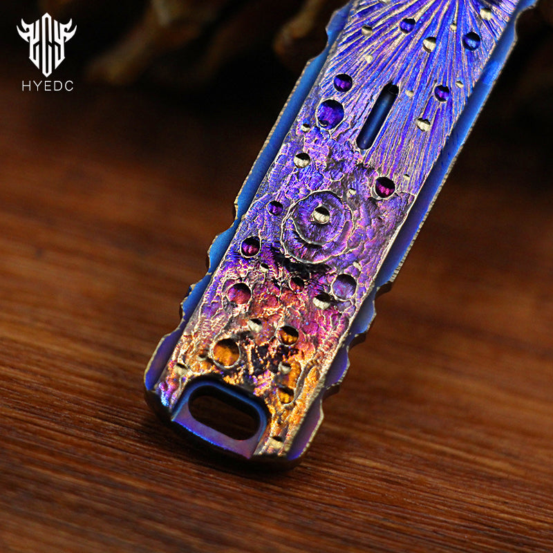 Hand Carving Starry Sky Titanium AlloyCrowbar Outdoor Multi Functional Survival Tool Bottle Opener Keychain Wrench for EDC