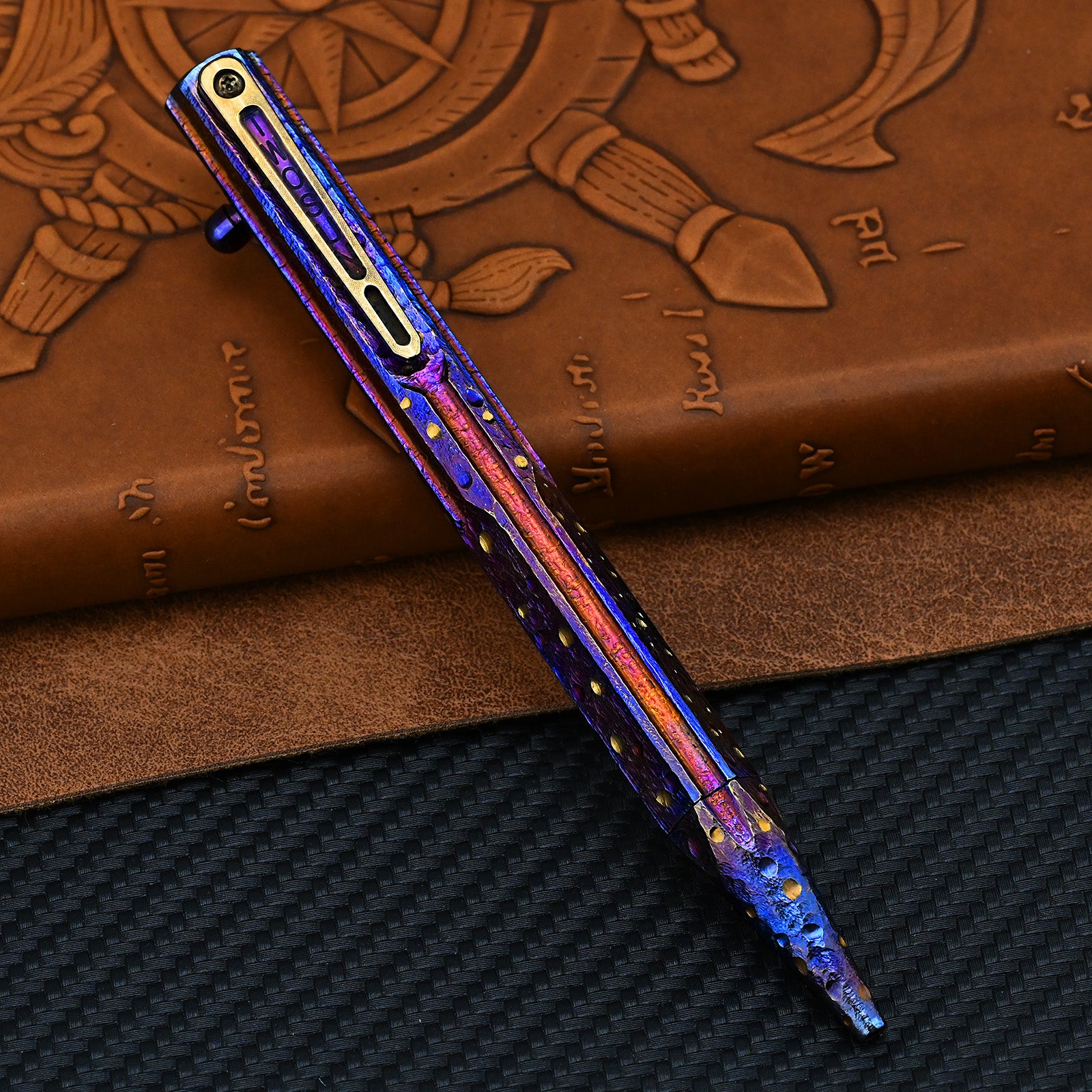 Star Sky Hand CarvedTitanium Alloy Bolt Type Tactical Pen Camping Multi-functional Self-defense Break Windows Pen Signature Pen