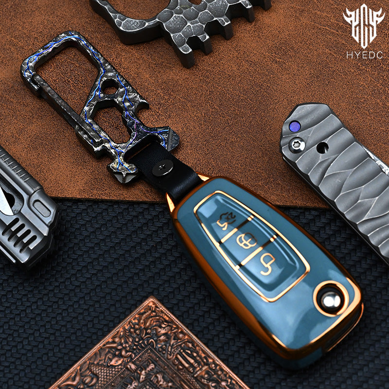 Limited Edition Stone Pattern Titanium Alloy Key Chain Multi-Function Car Bottle Opener Men's Pendant EDC Accessory