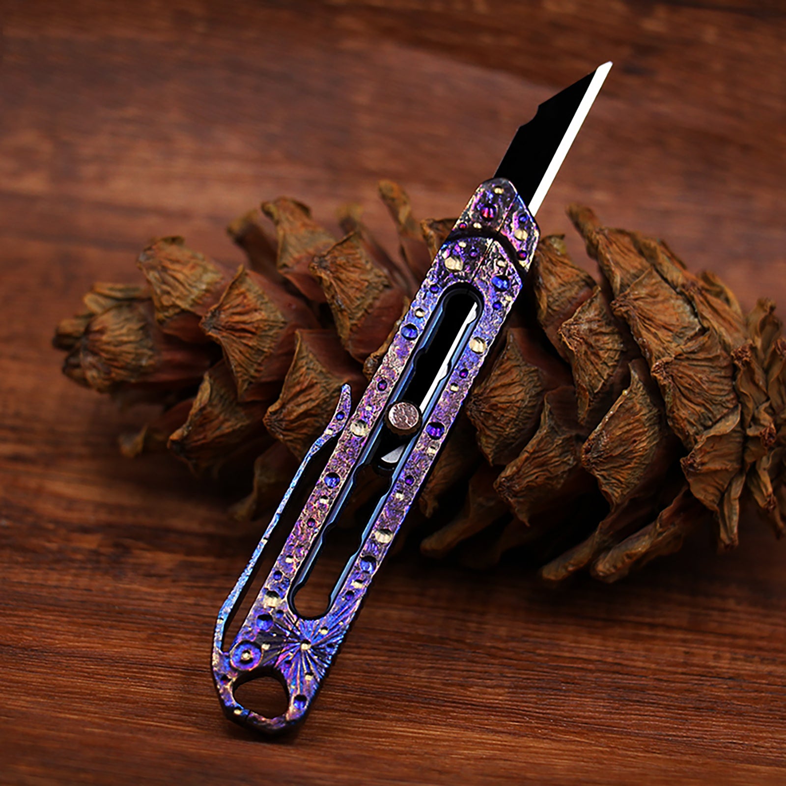 Star Sky Titanium Multifunctional Alloy Push Knife Multifunctional Pocket Cutter Paper Knife can Replace Blade Art Knife Wallpap
